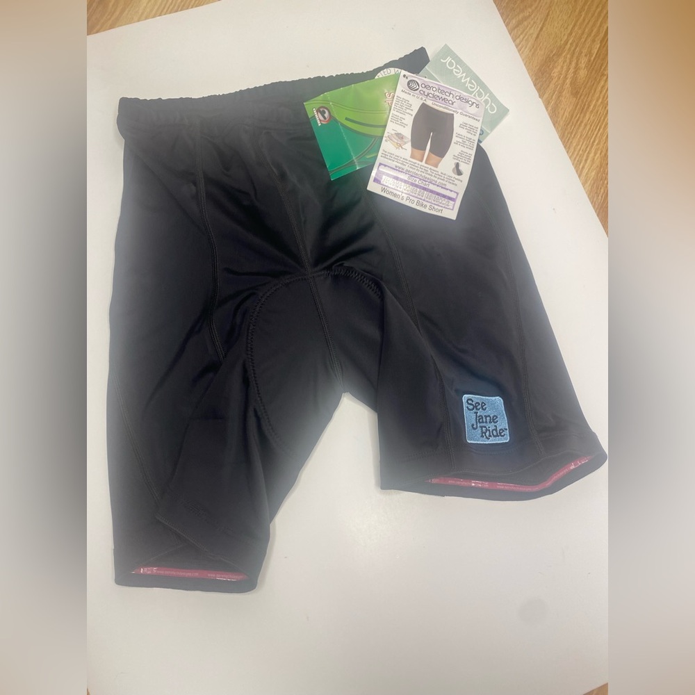 Aero tech designs pro bike shorts large Black womens